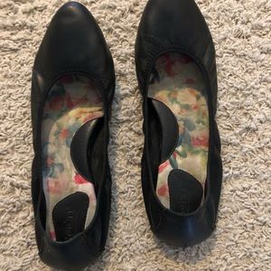 Börn black flats, size 10